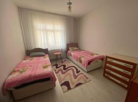Merkeze Yakın, Bireysel , Aile Konforu，位于Kırıkkale的酒店