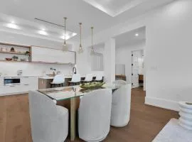 The Mark 208 I Modern Luxury Awaits