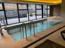 Depto 2D2B Piscina y jacuzzi, a pasos de la playa，位于巴拉斯港的带泳池的酒店