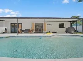 Relaxing Coastal POOL Home 10 min to the Beach Pets stay free