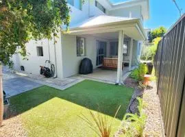 Palm Beach Retreat - Rockingham