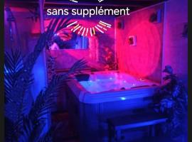 A l'Orée du Parc，位于Saint-Priest-des-Champs的酒店