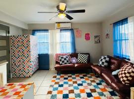 Retro downtown apartment，位于埃尔帕索的酒店