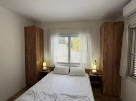 Lovely Guest House- אירוח בכפר סבא