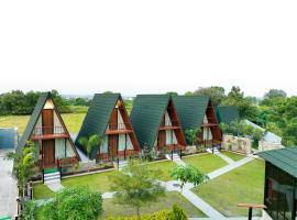 Green Hills Farm & Resorts，位于Jhālāwār的酒店
