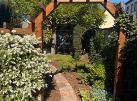 Ferienwohnung an der Postsäule Lübbenau，位于吕本瑙的酒店