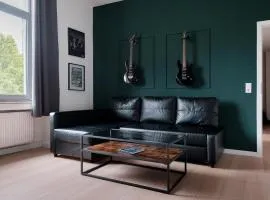 Rock City Apartments Room 555