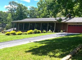 The Downer House，位于查塔努加的低价酒店