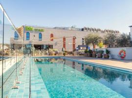 Ibis Styles Sevilla City Santa Justa，位于塞维利亚的酒店