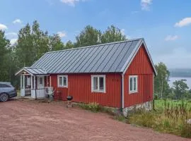 Gorgeous Home In Villands With Lake View