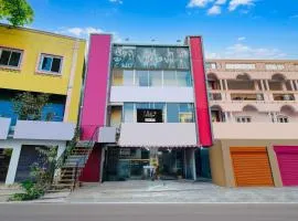 Collection O Neredmet Road