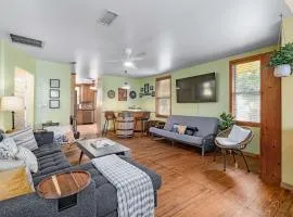 Downtown Gem- Dog Friendly Walk to Everything