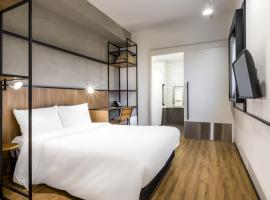 Ibis Aruja，位于阿鲁雅的酒店