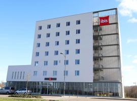 Ibis Bourgoin Jallieu Medipole，位于布尔昆的酒店
