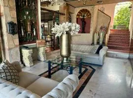 加莱里亚斯酒店