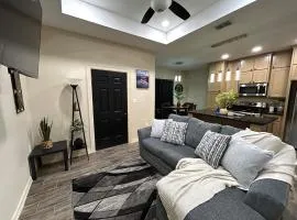 Quiet 2BR Retreat , Fenced yard , Modern Duplex