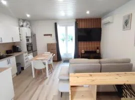 Studio lumineux avec terrasse au cœur du Périgord