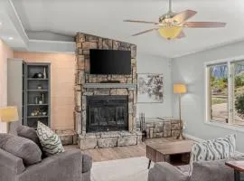 Cozy Bike-In & Out Retreat - Fire Pit Pet Friendly