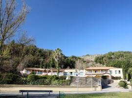 B&B HOTEL Villeneuve Loubet Village，位于卢贝新城的酒店