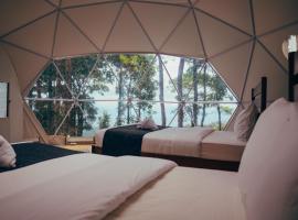 Matahom Forest Glamping Tent 1，位于Camiguin的酒店