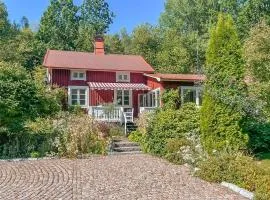 3 Bedroom Lovely Home In Ånimskog