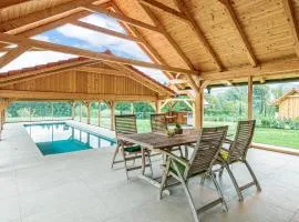 Privates Chalet Mit Pool