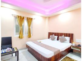 Hotel New J-Aradhya ! Near Sea Beach And Shree Jagannath Temple - Free Wifi and Parking Facilities - Fully-Air-Conditioned Rooms - Top Rated Hotel In Puri，位于普里的酒店