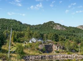 Stunning Home In Korssund With Wifi，位于Korssund的酒店