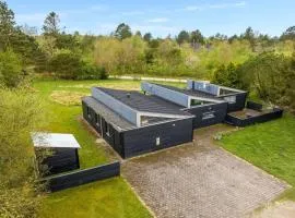 Holiday Home Ginne - 1km to the fjord by Interhome