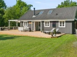 Holiday Home Veljan - 1-2km from the sea by Interhome