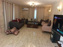 Dan GuestHouse Sunset Retreat Terrace and BBQ，位于阿列伊的酒店