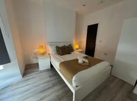 Modern Central Apartments with Balcony