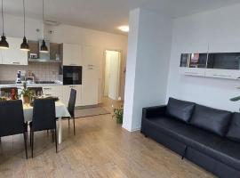 Family Benci Home，位于穆贾的酒店