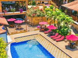 希卡苏阿会议中心酒店，位于巴里查拉的带泳池的酒店