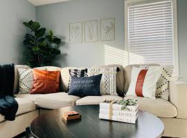 Home away from Home- 1Bd 1Ba，位于Woonsocket的酒店