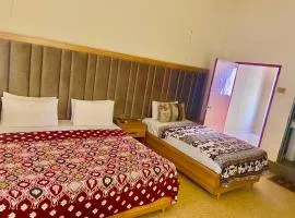 Rehaish Plus Guest House