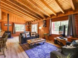 Community Lake Access: Peaceful Cabin in Sonora!