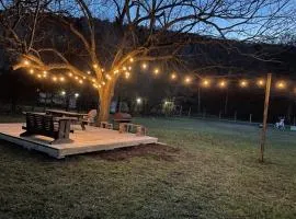 RR 9084BC Bluebonnet Cabin