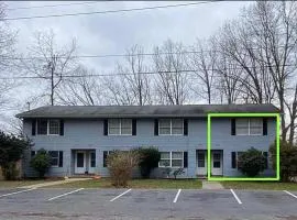 PSU 2br 2ba Townhome w Parking Near Campus and Stadium