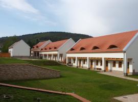 Rétespajta és Apartmanház，位于Neszmély的酒店
