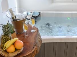 Naxos Island Escape Suites，位于布拉卡的酒店