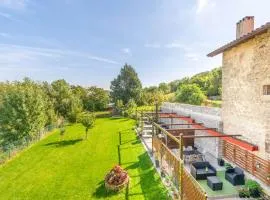 Preciosa casa rural con jardin cerca de Pamplona