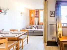 Studio rénové idéalement situé à Montchavin, proches pistes et commerces, avec balcon et parking gratuit - FR-1-329-22