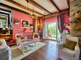 Villa in Baderna with Private Pool，位于巴代尔纳的酒店