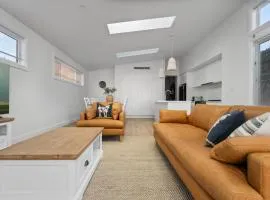 Sweet Seymour - 3 Bed 2 Bath Cosy & Modern Home
