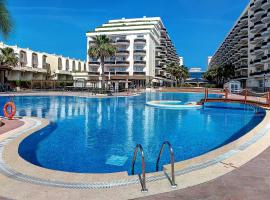 本尼斯科拉广场套房酒店，位于佩尼斯科拉的酒店