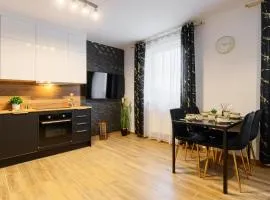 Gicek Apartament 15A bezpłatny PARKING Faktura VAT 4 osobowy ARENA K-S SSE