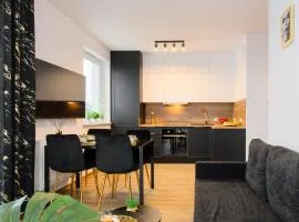 Gicek Apartament 15B z balkonem bezpłatny PARKING Faktura VAT 4 osobowy ARENA K-S SSE
