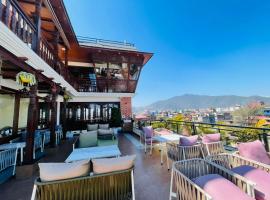 Timber House by Tara Group，位于加德满都的酒店