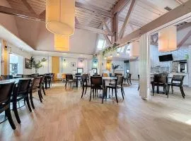 东兰斯 - 展园基里亚德酒店